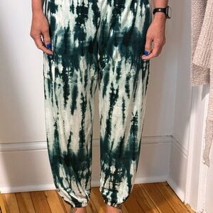 Tie-Dye Green and White Women's Pants
